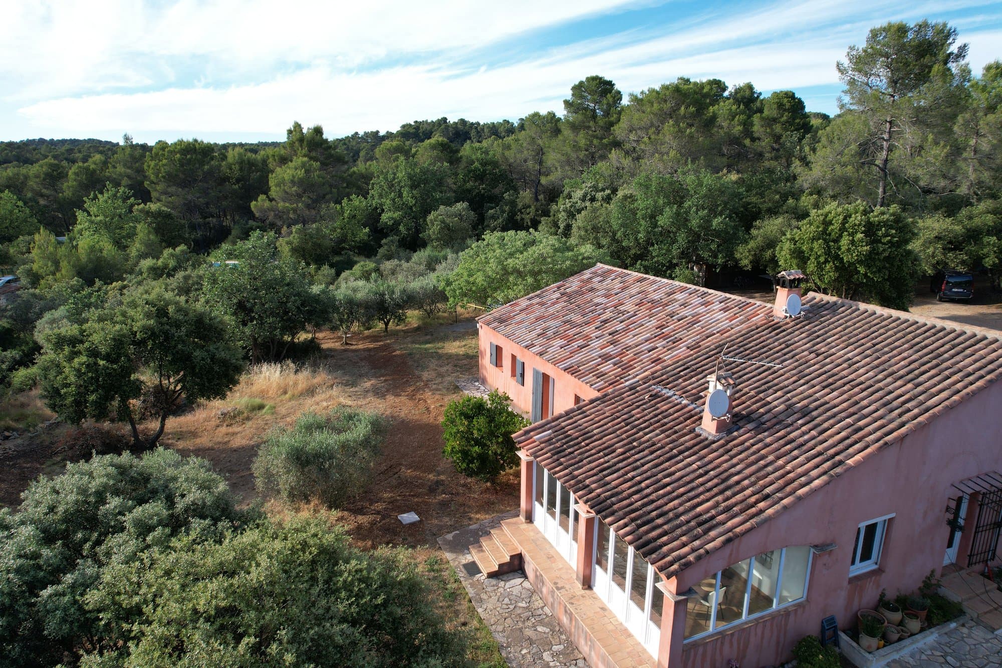 Le Jas des papillons, 23 ha vue Sainte Baume - Photo 2