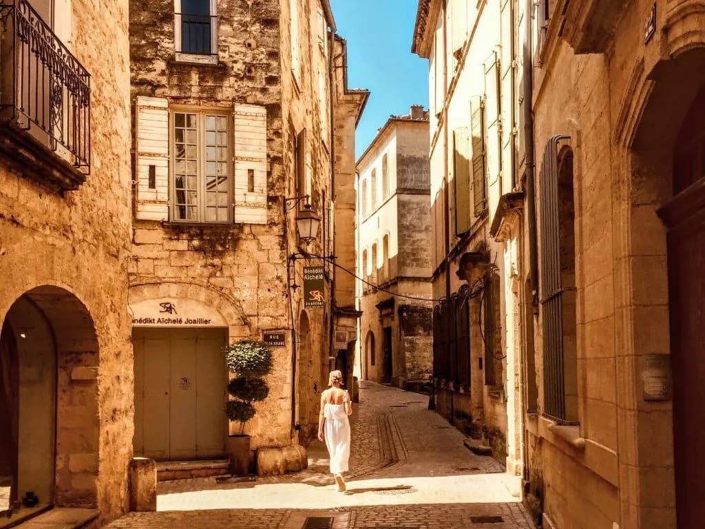 uzes